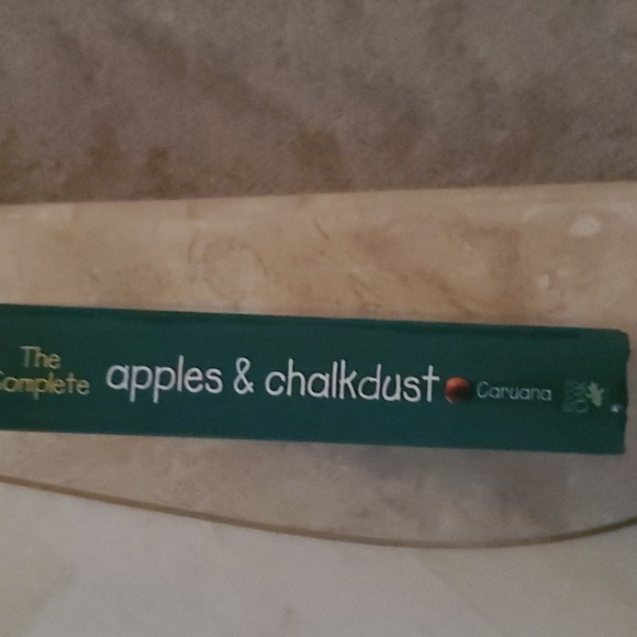Book hardcover the complete apples & chalkdust for teachers by vicki caruana - Picture 5 of 6